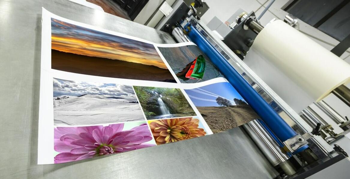 Druk cyfrowy i sitodruk na tworzywach sztucznych – różnice i zastosowania