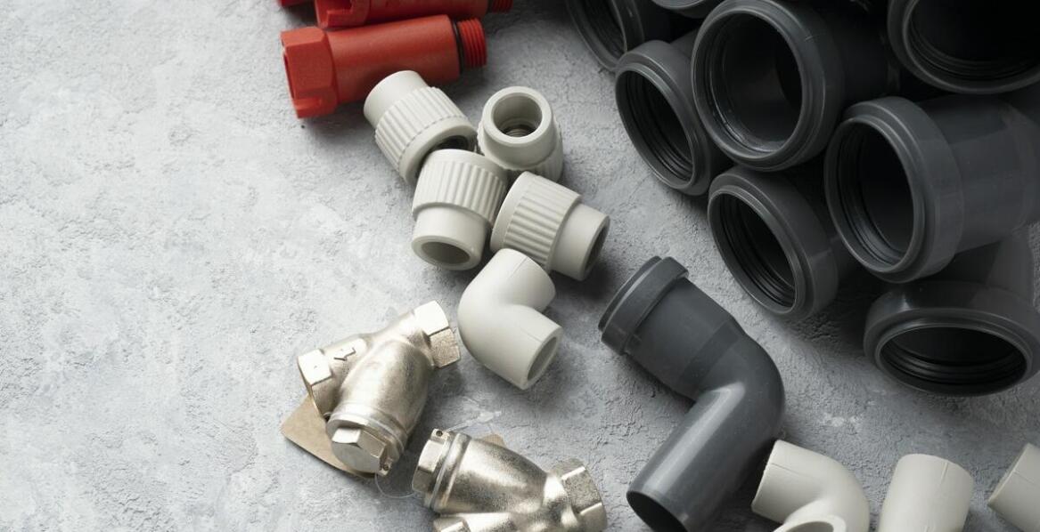 Właściwości ceownika plastikowego 20x20 w kontekście odporności na czynniki zewnętrzne