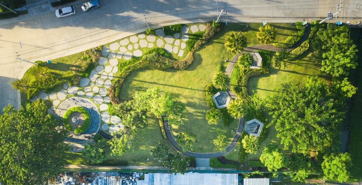 W jaki sposób integruje się dzieci i rodziców przez wydarzenia?