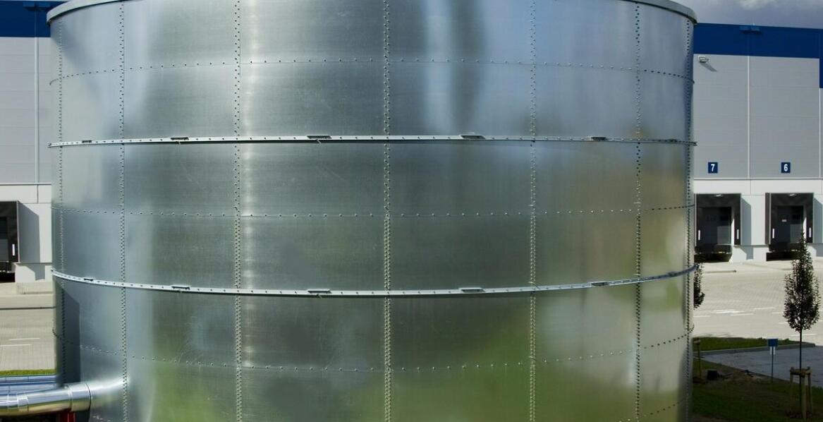 Zbiorniki betonowe na deszczówkę – jakie są najczęstsze błędy przy ich wyborze?