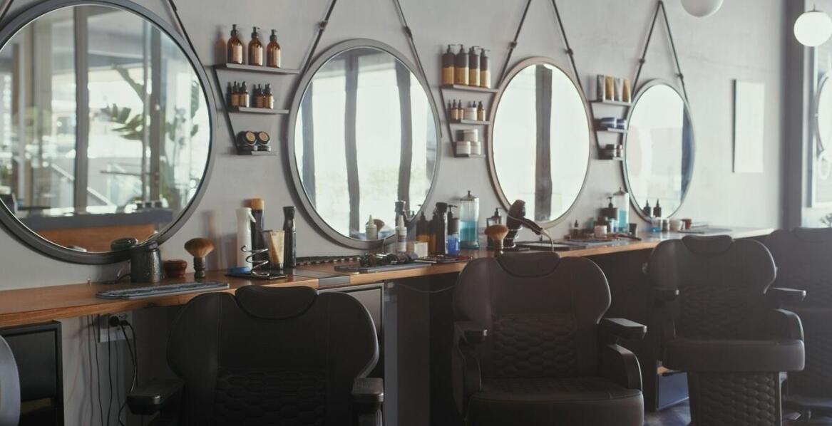 Strzyżenie męskie – jak często odwiedzać fryzjera?