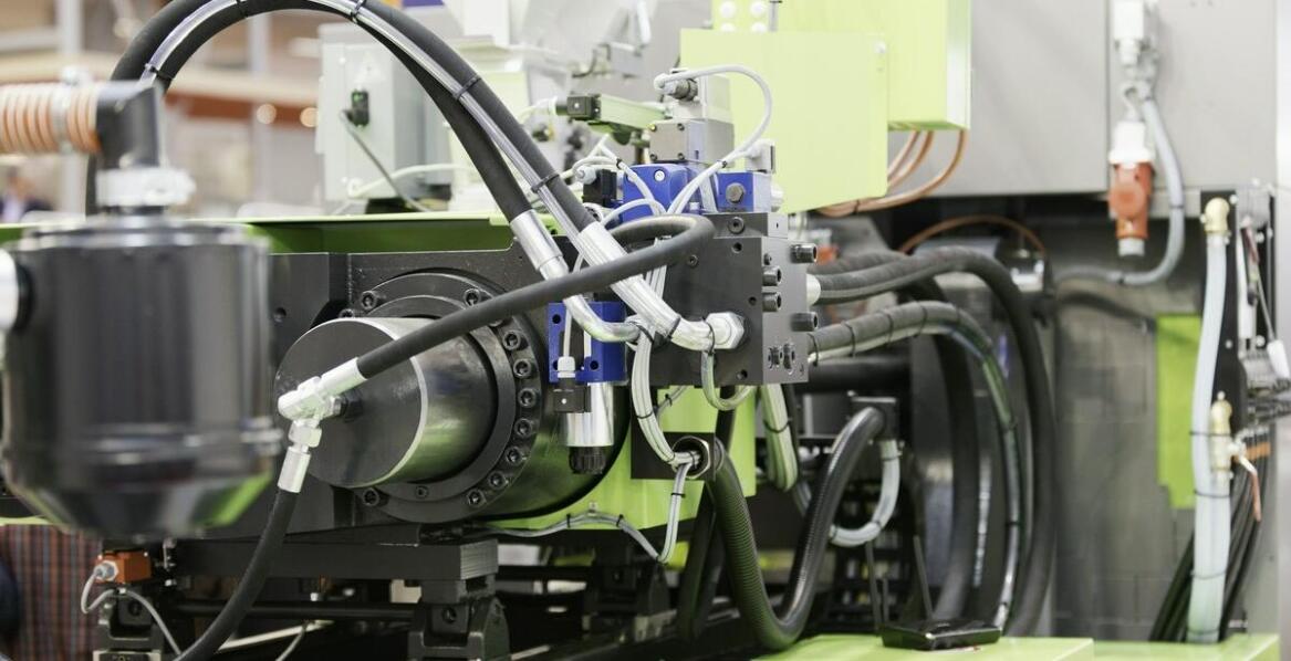 Jak technologia wtrysku termoplastycznego poprawia efektywność produkcji?