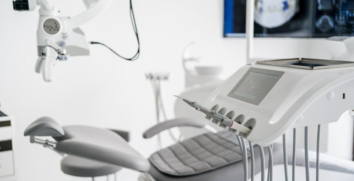 Jakie dodatkowe usługi oferują serwisy urządzeń wielofunkcyjnych?