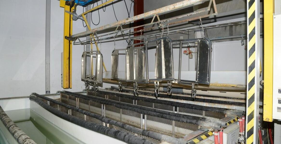 Metallätzung und Umweltverträglichkeit: Wie kann der Prozess an die Anforderungen des Umweltschutzes angepasst werden?