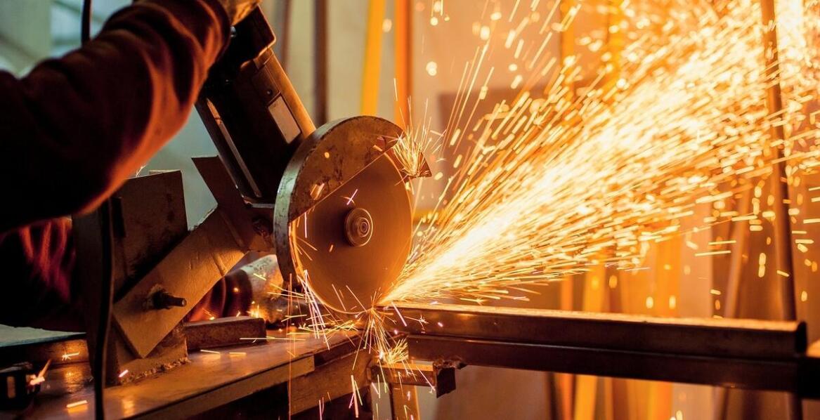 Techniki cięcia metalu z wykorzystaniem tarczy diamentowej