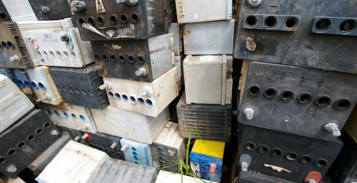 Wpływ klemy plusowej na żywotność i wydajność akumulatorów żelowych