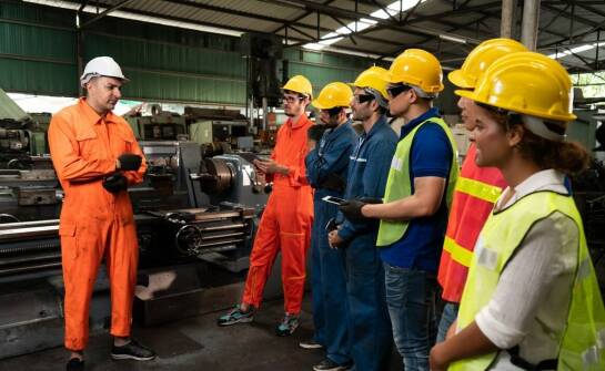 Szkolenie lean manufacturing – efektywność produkcji przez redukcję marnotrawstwa