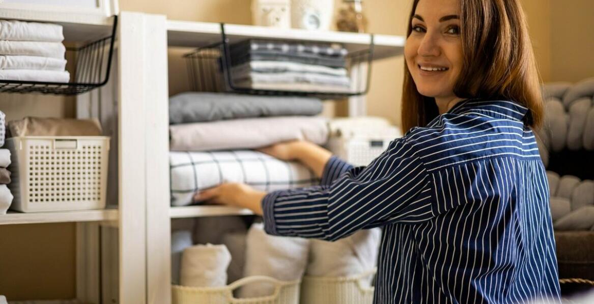 Jak przechowywać kołdry z pierza, aby zapobiec powstawaniu nieprzyjemnych zapachów?