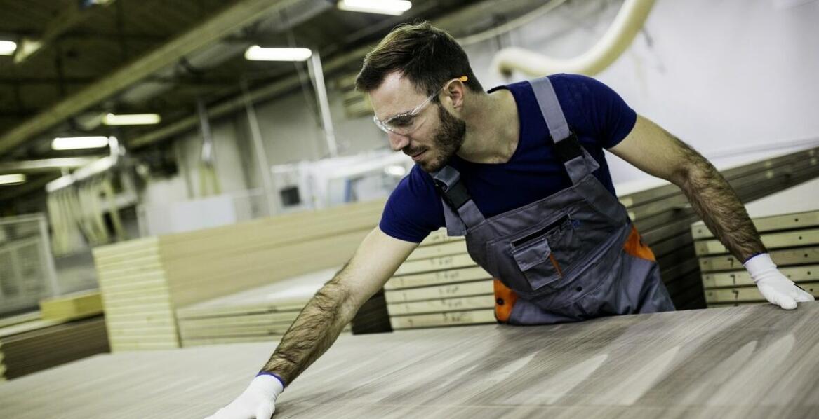 Zastosowanie klucza do McPhersona w procesach kontroli jakości mebli