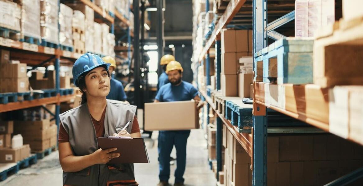 Wsparcie logistyczne dla e-commerce z opel transport