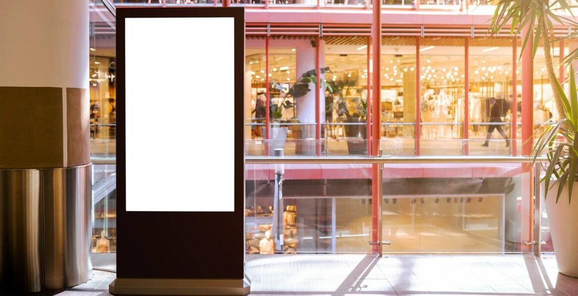 Jak optymalnie rozmieszczać potykacze reklamowe w przestrzeni miejskiej?