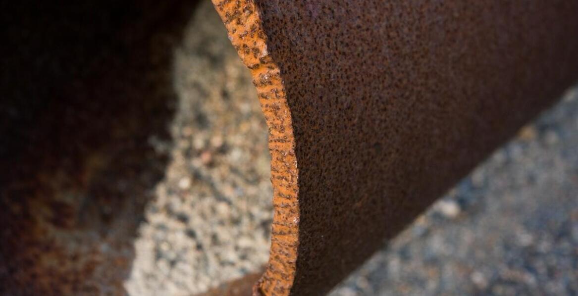 Jakie są innowacyjne metody ochrony konstrukcji stalowych przed korozją?