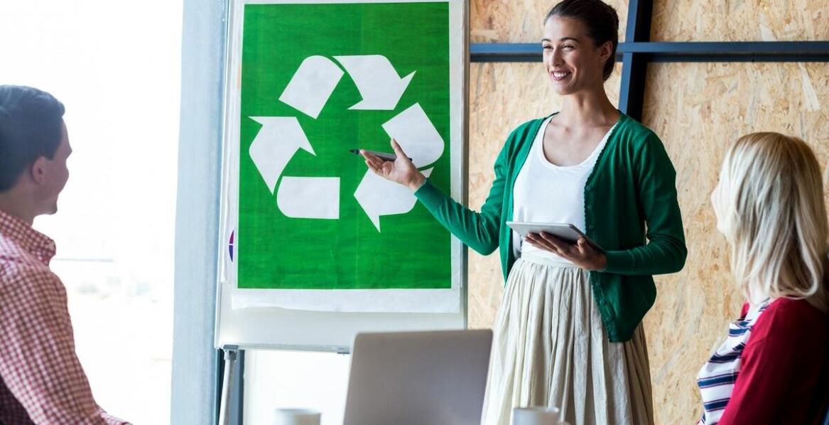 Jak firmy mogą zredukować ryzyko związane z magazynowaniem odpadów niebezpiecznych?