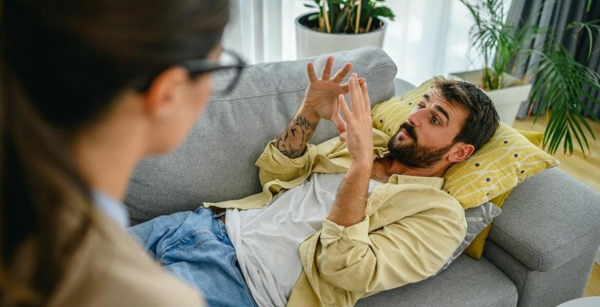 Wyzwania i korzyści wynikające z terapii psychologicznej LGBT dla par jednopłciowych