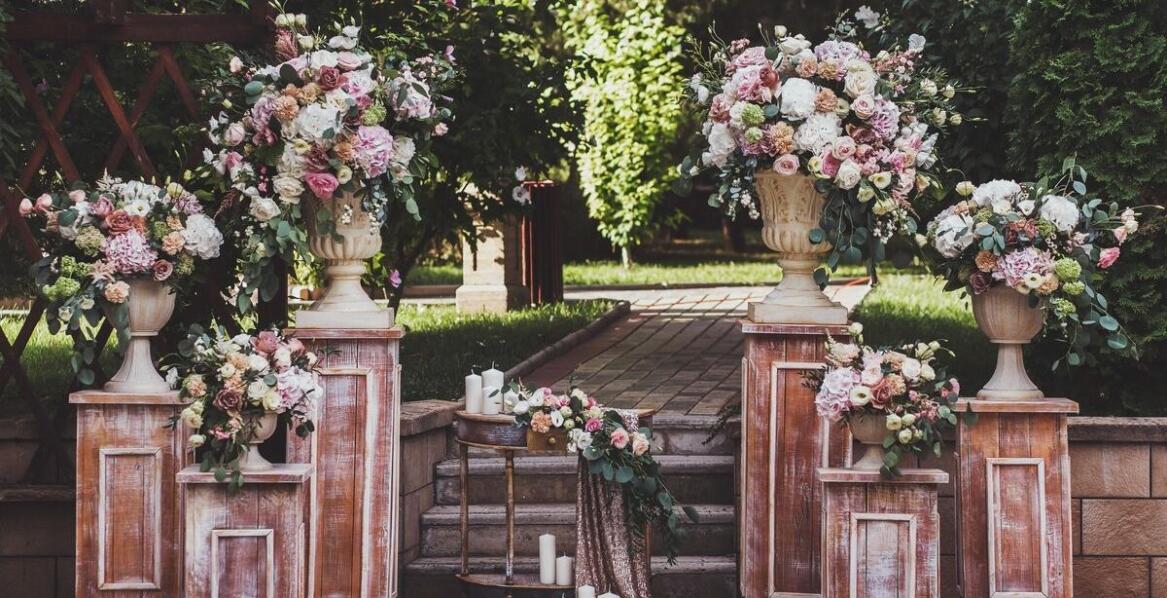 Dom weselny jako miejsce na niezapomniane przyjęcie – co oferujemy?