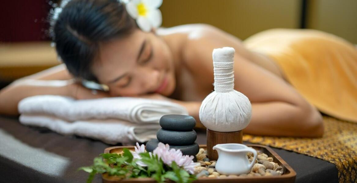 Masaż leczniczy i jego znaczenie w leczeniu zespołów bólowych