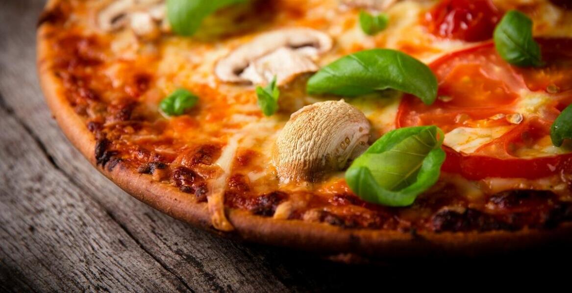 Włoska pizza Poznań – jakie nowości czekają w naszym menu?