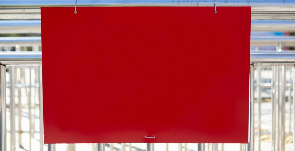 Zastosowanie przegród plandekowych w budownictwie - praktyczne aspekty