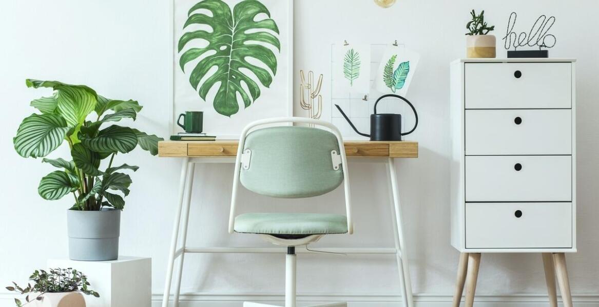 Lampki biurkowe LED – jak wybrać odpowiedni model do nauki?