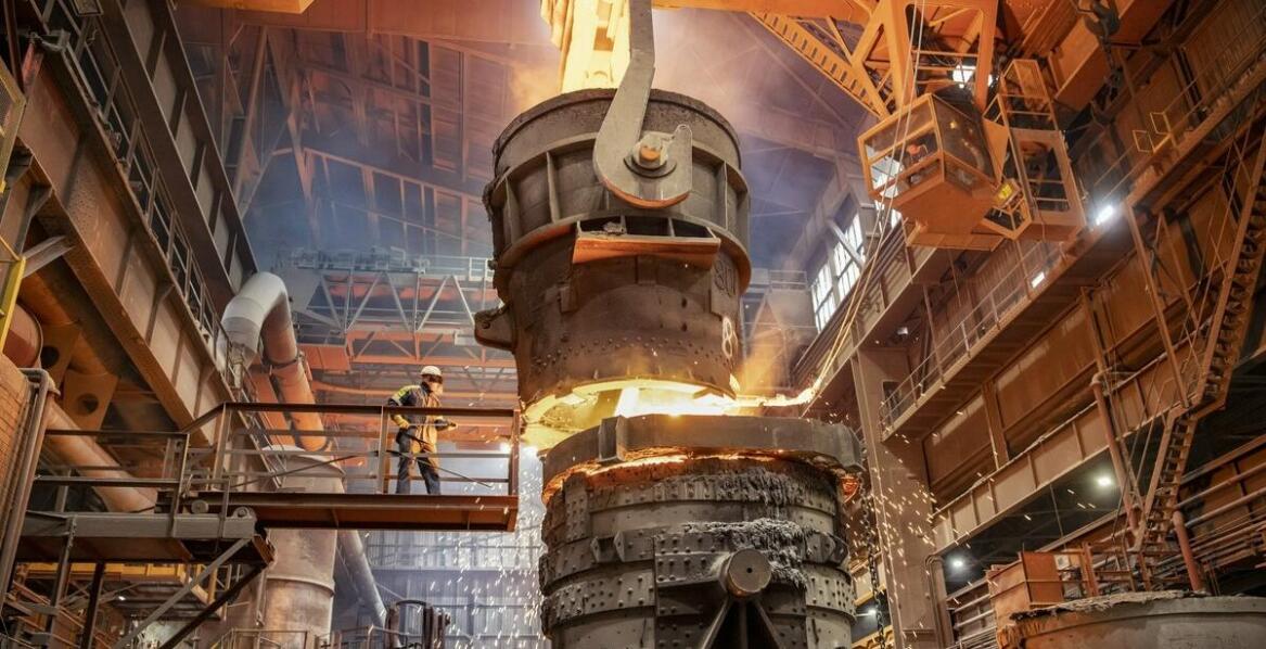 Cynkowanie ogniowe a galwaniczne – porównanie metod ochrony kontenerów stalowych