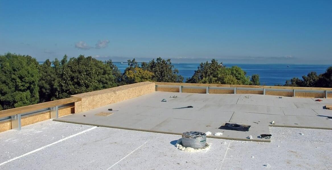 Wybór rynien dla budynków z dachami płaskimi