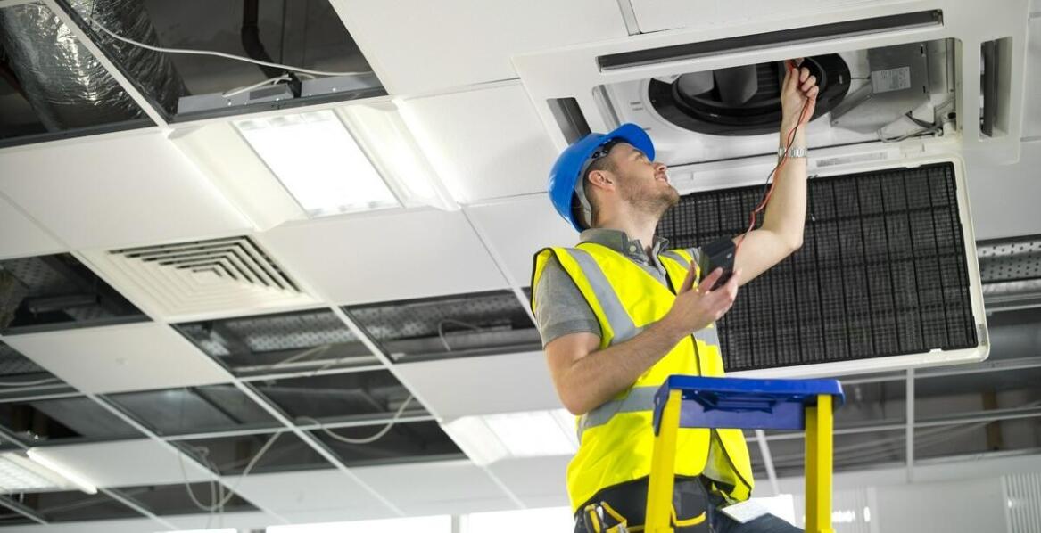 Jakie technologie pomagają w skutecznym czyszczeniu instalacji przemysłowych?