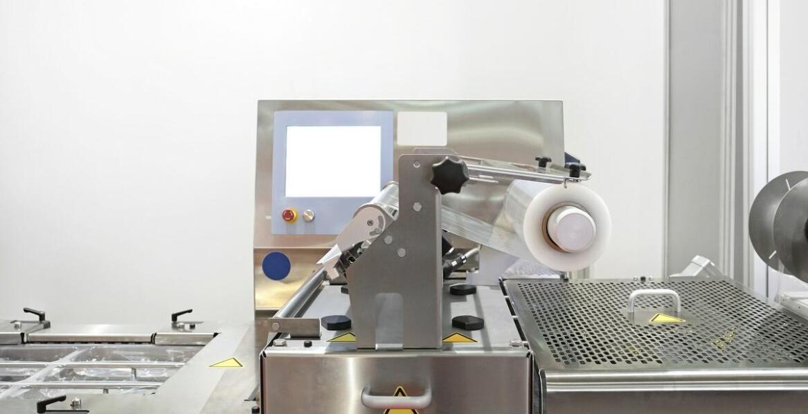 Wpływ maszyn do stickow i saszetek na efektywność logistyczną w firmie