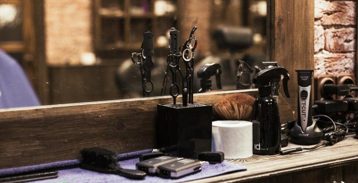 Jakie kosmetyki do włosów warto mieć w swojej ofercie dla klientów indywidualnych?