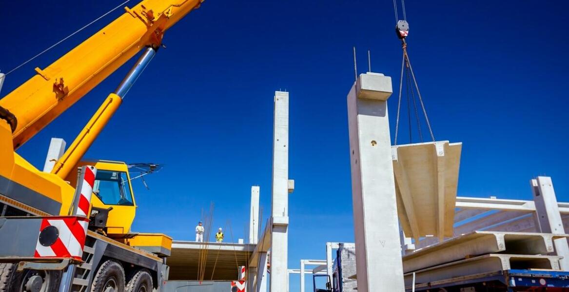 Proces montażu szamb betonowych z uwzględnieniem lokalnych przepisów budowlanych