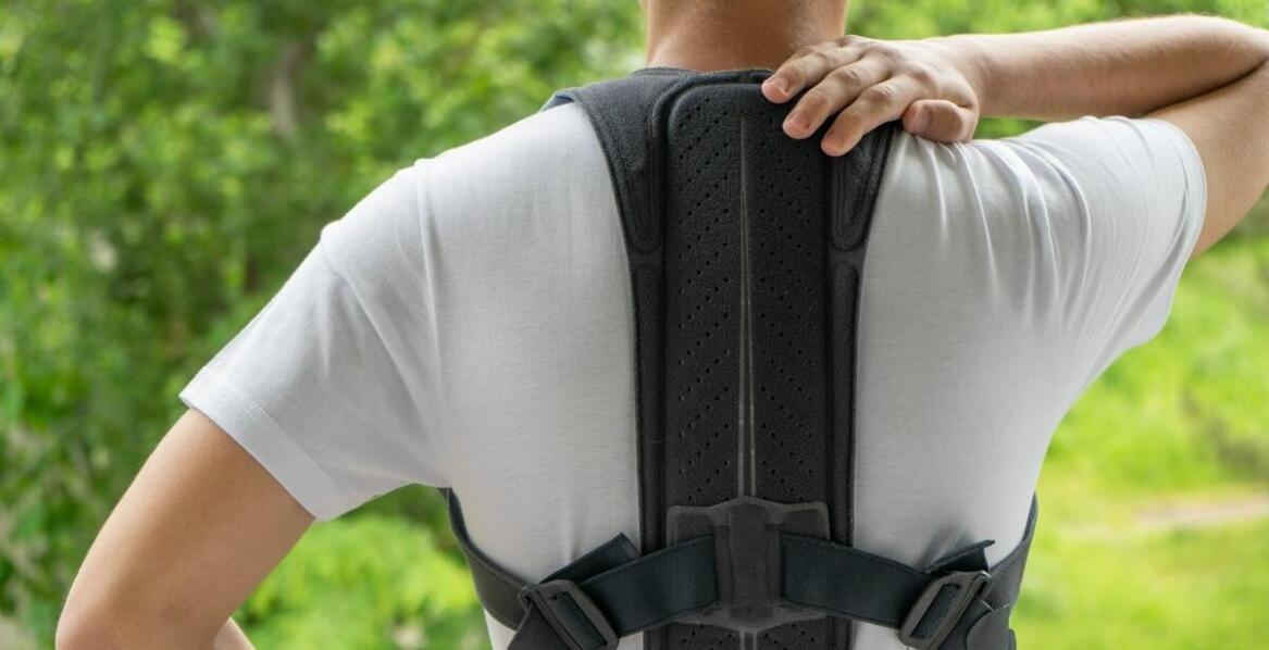 Jakie dodatkowe funkcje mogą posiadać nowoczesne uprzęże robocze?