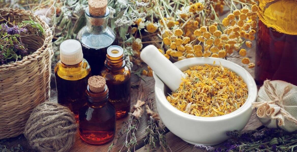 Co to są aldehydy i jak wpływają na świeżość kompozycji zapachowych?