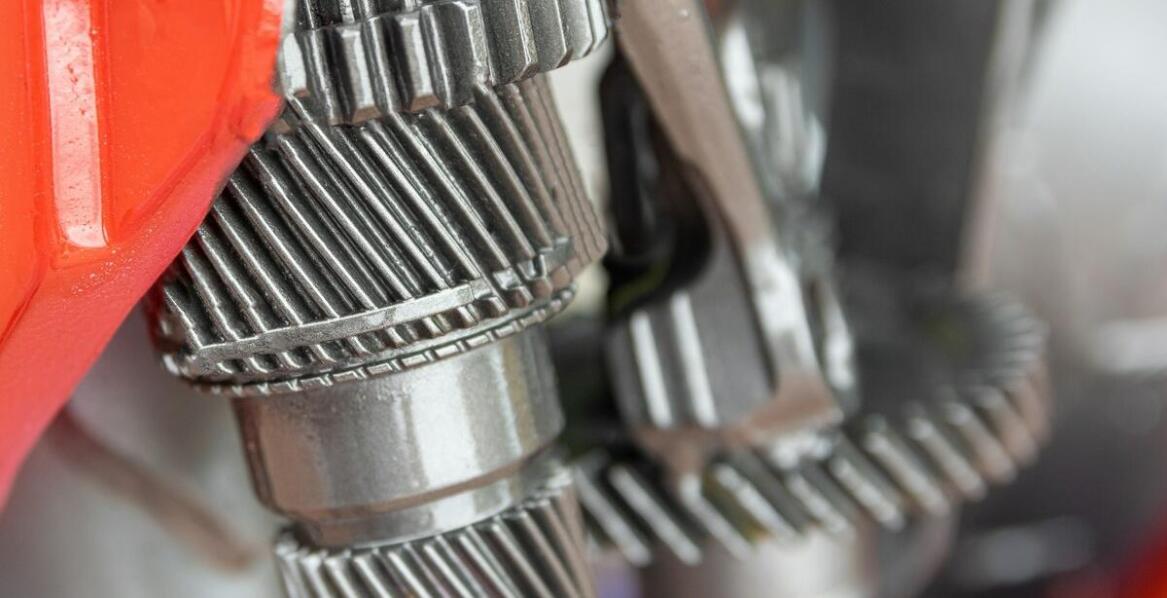 Jak dobrać odpowiednią skrzynię biegów ZF do konkretnego pojazdu?