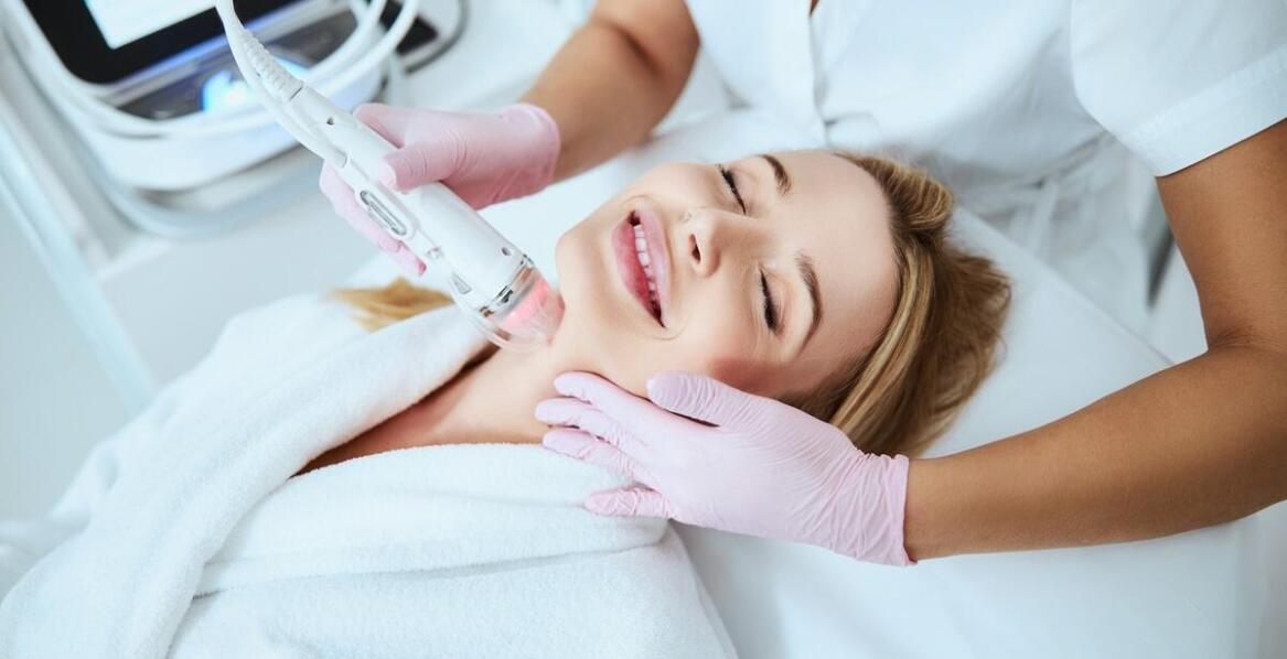 Czym jest wampirzy lifting w medycynie estetycznej?