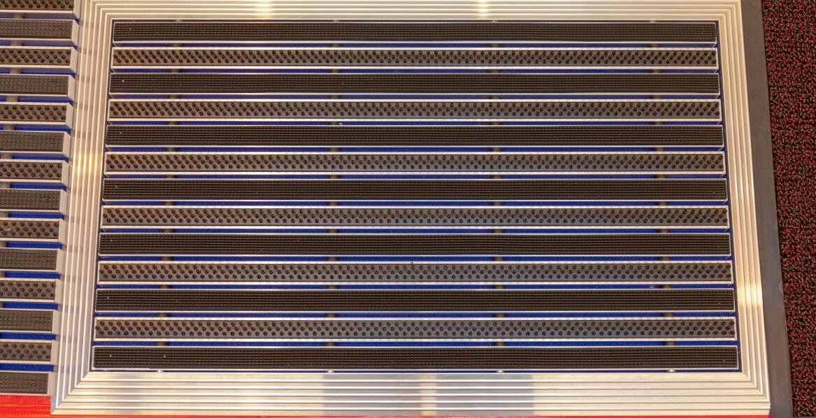 Why Are Aluminum Profiles Key to the Durability of Building Entry Mats for Offices?