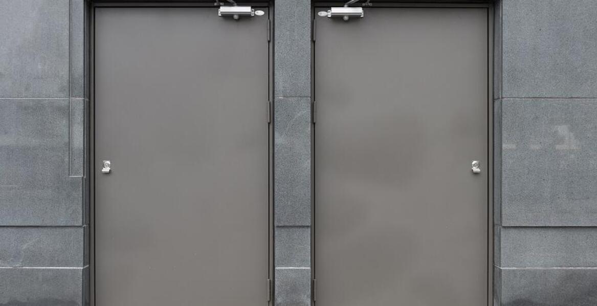 Jakie są zalety drzwi zewnętrznych aluminiowych w nowoczesnym budownictwie?