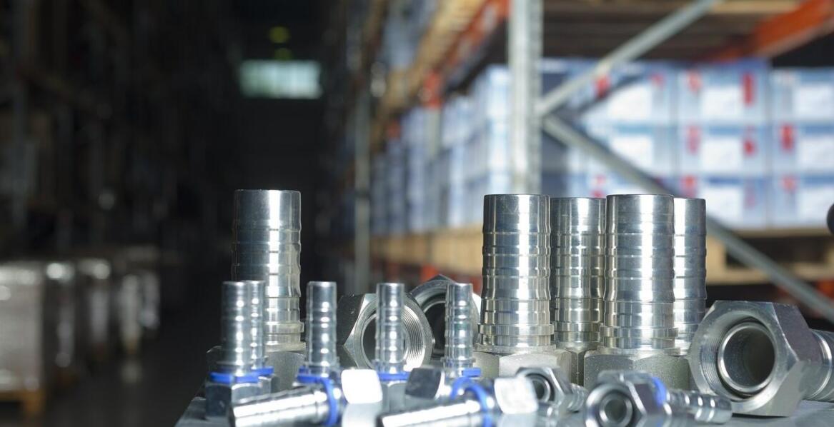 Kształtki wodociągowe – jakie normy muszą spełniać, aby zapewnić bezpieczeństwo?