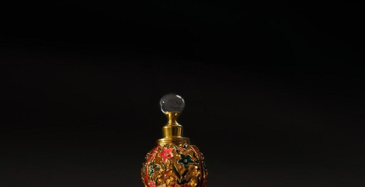 Jaki wpływ mają atomizery na percepcję luksusu w produktach perfumeryjnych?