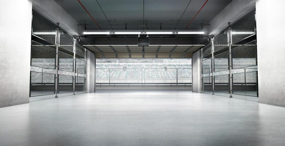 Jak systemy oświetleniowe wpływają na funkcjonalność szklanego garażu?