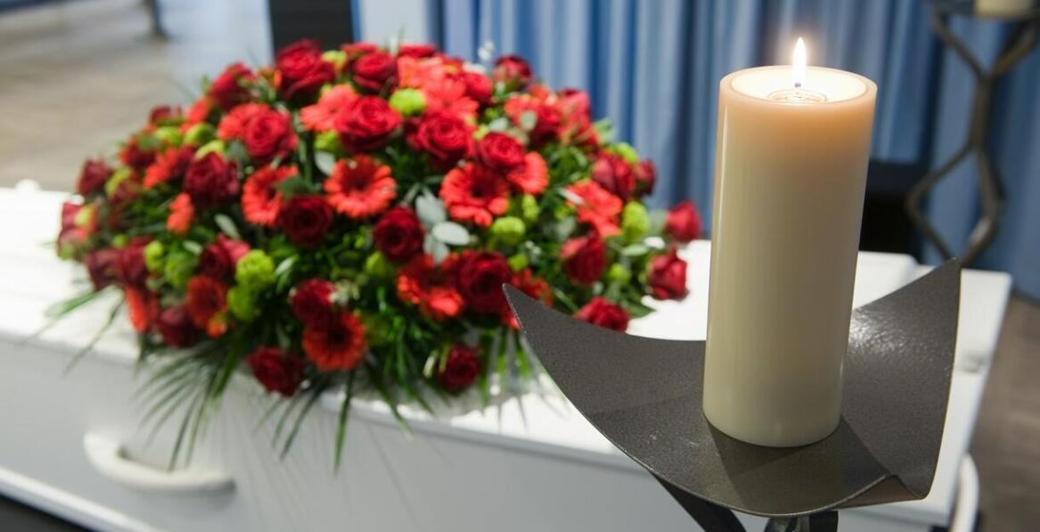 Rola kosmetyki pośmiertnej w przygotowaniu zmarłego do ceremonii