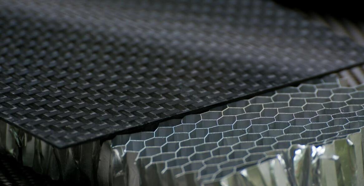 Innowacyjne podejście do laminowania natryskowego w kontekście termoformowania