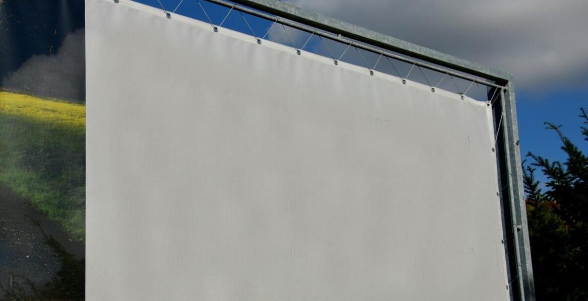 Plandeki na wywrotki – jak dbać o nie, aby służyły przez wiele lat?