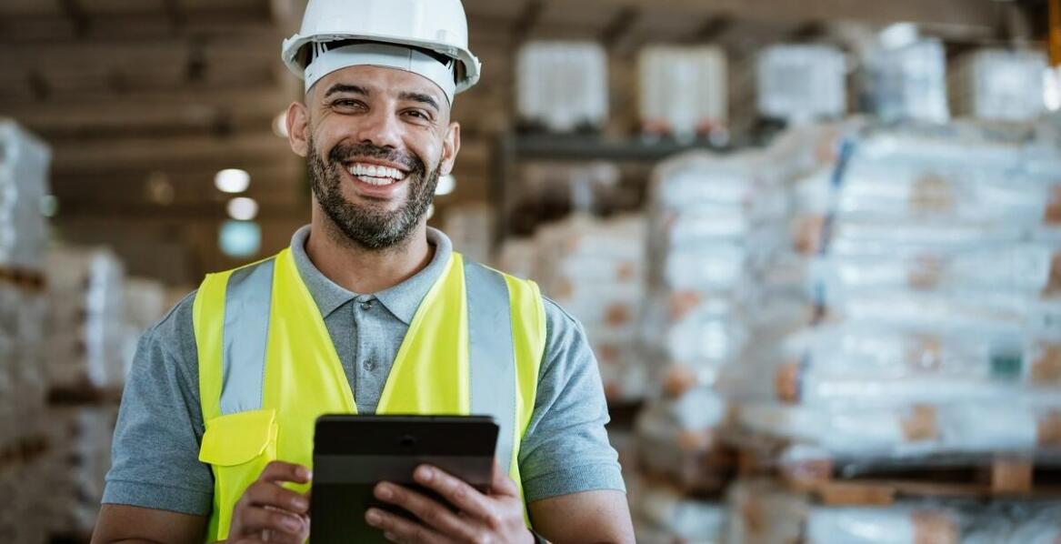 Jak nowoczesna technologia wspiera bezpieczeństwo w transporcie delikatnych ładunków?