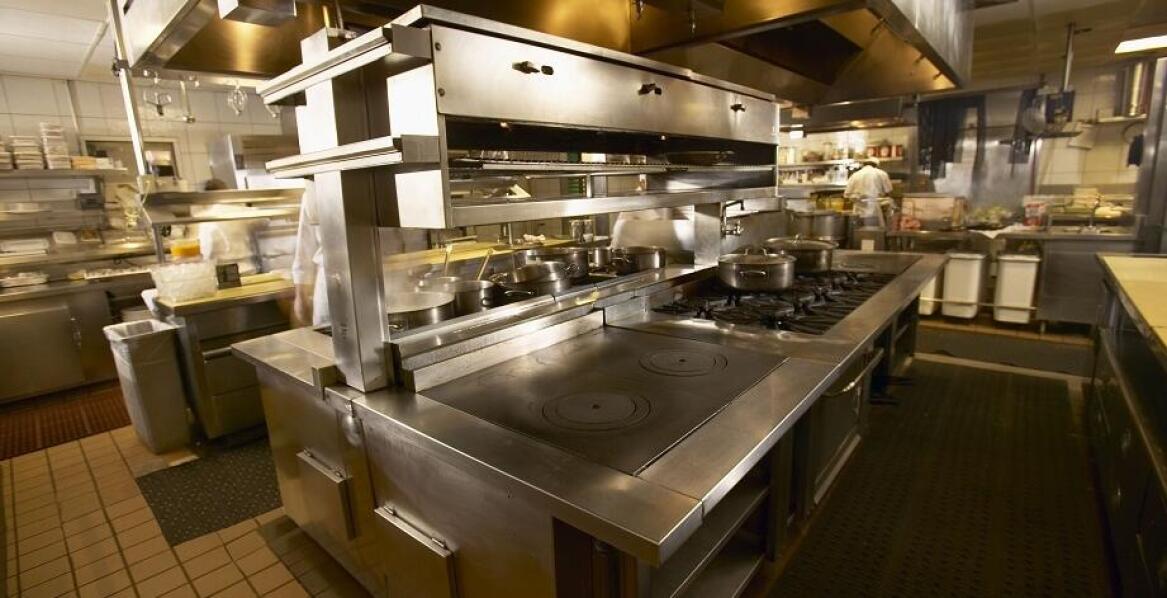 Warniki do wody – niezbędne urządzenie w każdej kuchni profesjonalnej