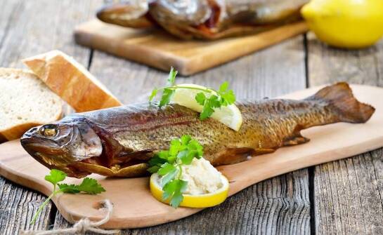 Jakie ryby można spróbować w restauracji specjalizującej się w kuchni polskiej?