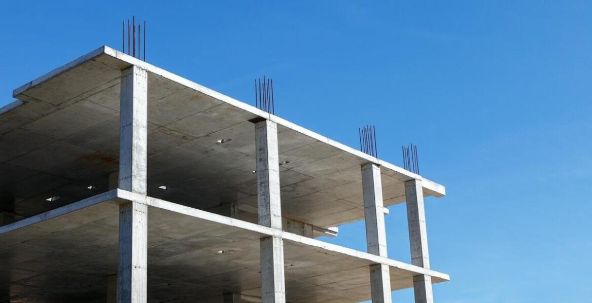 Dlaczego płyty stropowe sprężone są niezbędne w budynkach użyteczności publicznej?