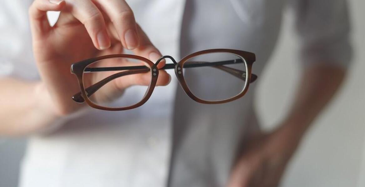 Kiedy należy rozważyć wymianę swoich szkieł progresywnych na nowe?
