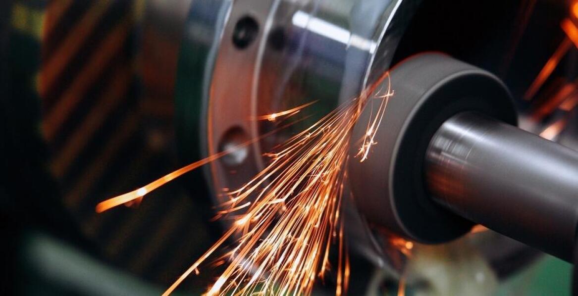 Szlifowanie precyzyjne – kluczowe aspekty i zastosowanie