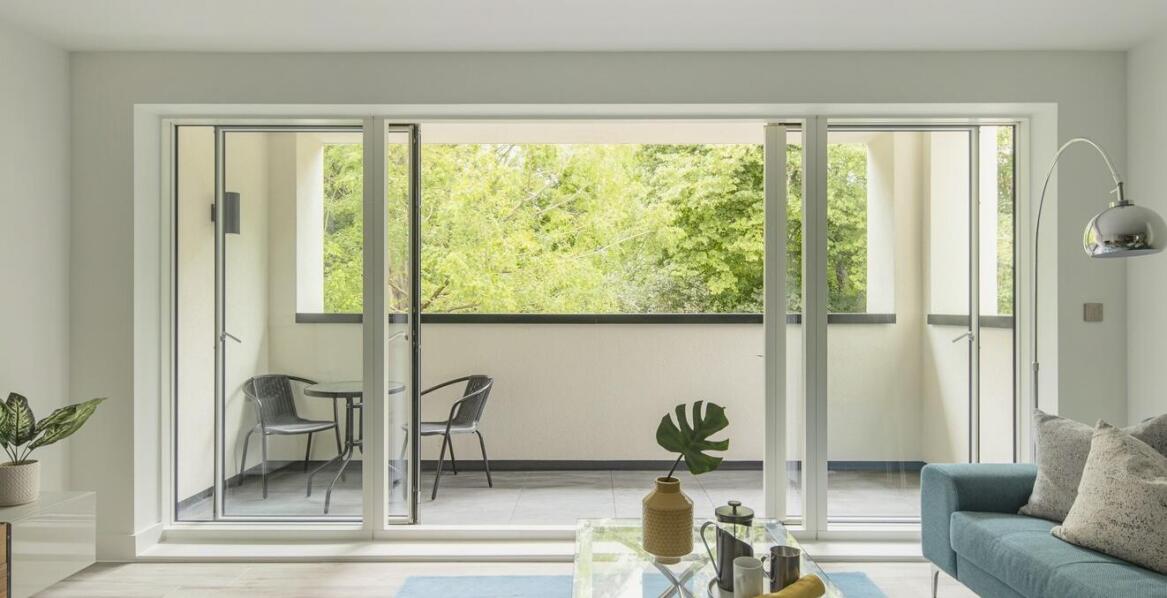 Jak profesjonalne sprzątanie wpływa na redukcję alergenów po budowie?