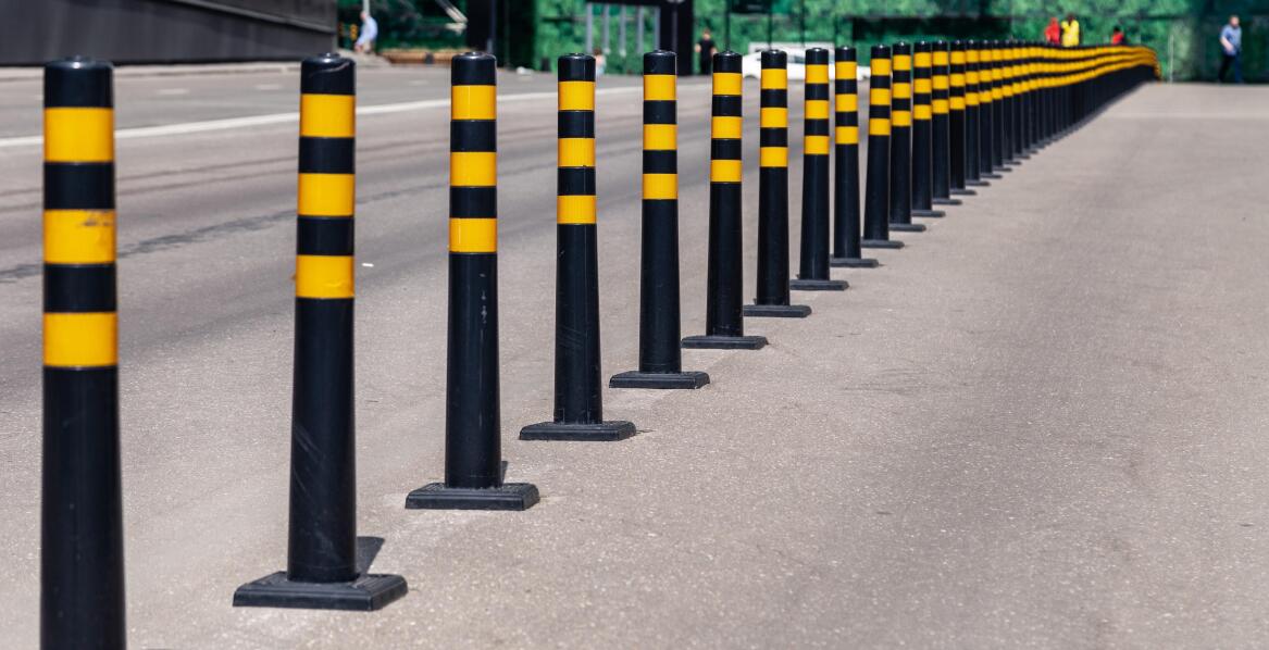 Estetyka słupków parkingowych: malowanie proszkowe jako kluczowy element