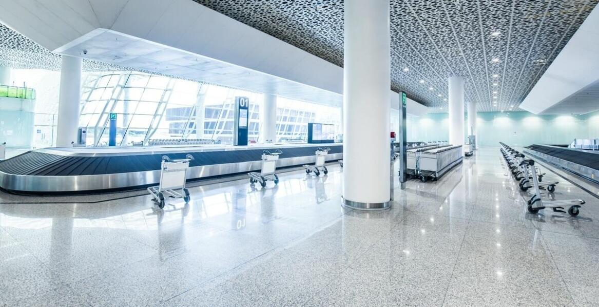 Jakie są procedury bezpieczeństwa dla lotów obsługiwanych przez LOT?